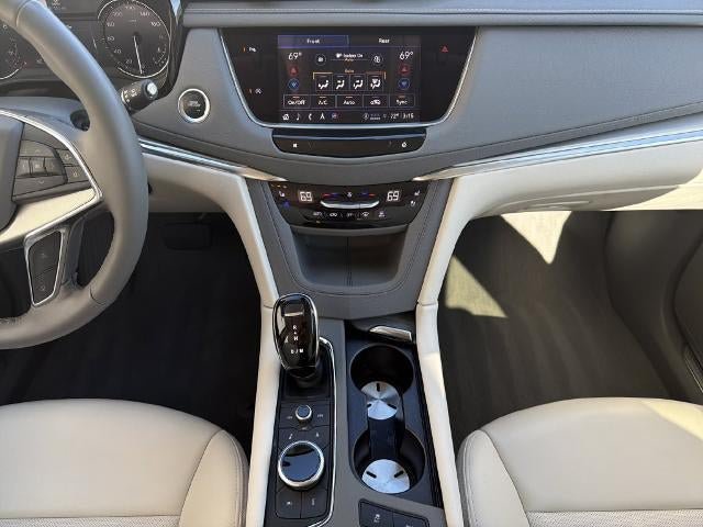 Used 2024 Cadillac XT5 Premium Luxury FWD image 32