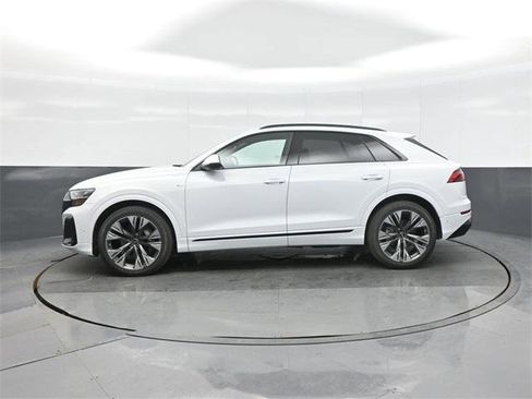 New 2026 Audi Q8 Premium Plus image 4
