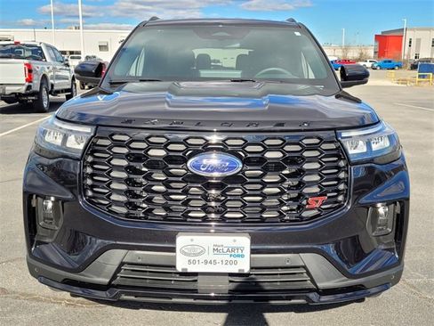 Certified 2025 Ford Explorer ST image 18