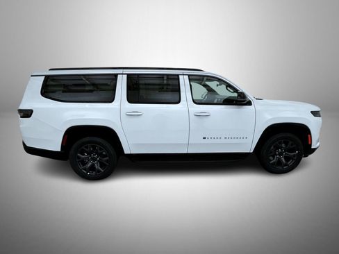 New 2026 Jeep Grand Wagoneer L Limited AWD/4WD image 4