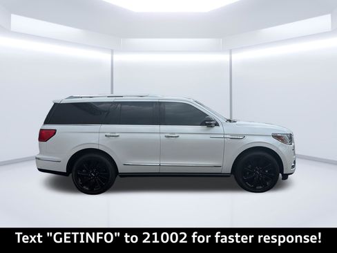 Used 2018 Lincoln Navigator Reserve w/ Technology Package AWD/4WD image 6