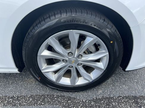 Used 2023 Chevrolet Malibu LT FWD image 13