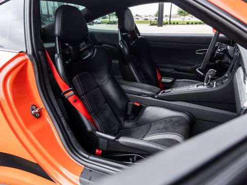 Certified 2018 Porsche 911 GT3 RWD image 47
