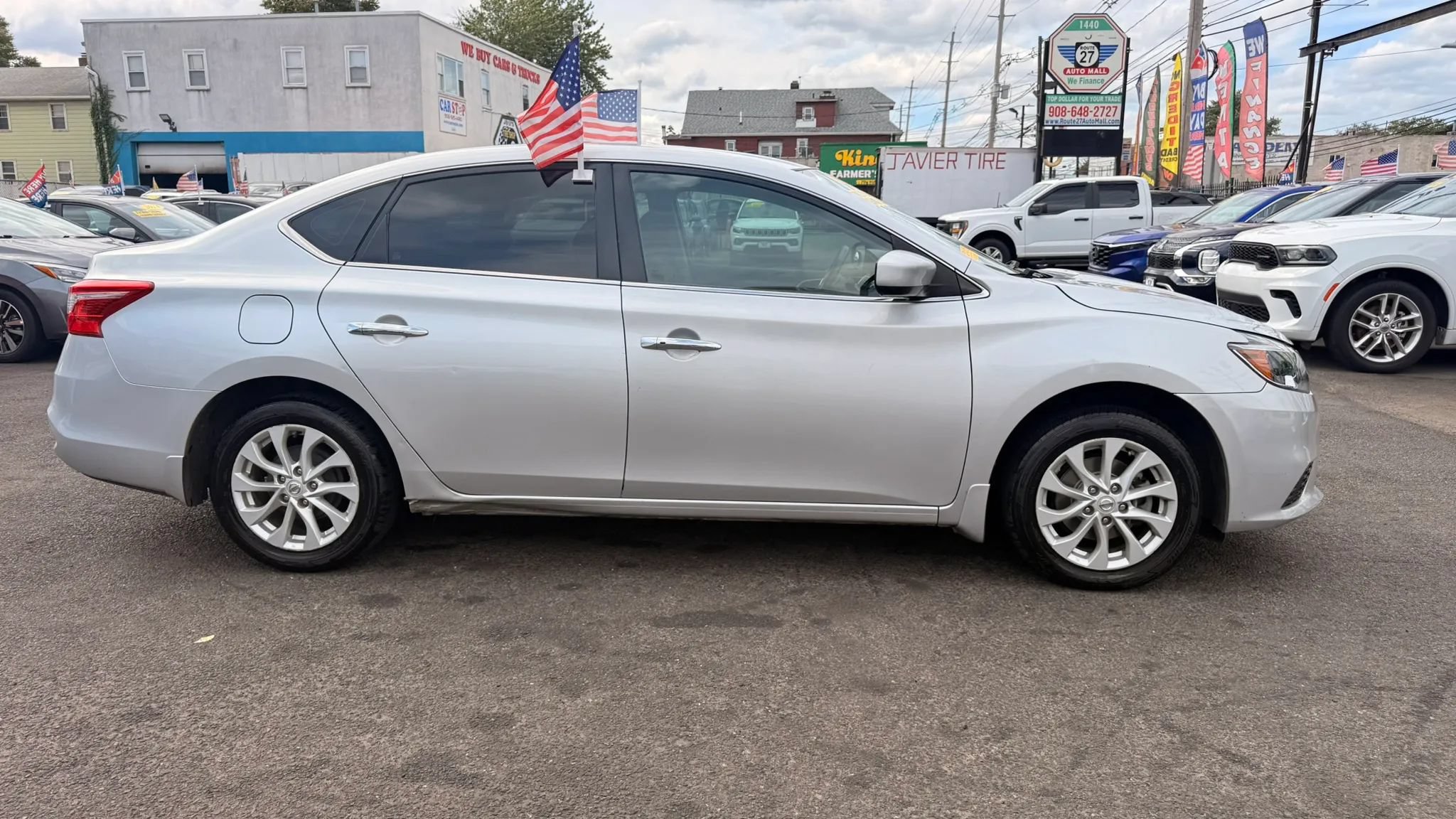 Used 2019 Nissan Sentra SV FWD image 11