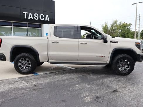 New 2026 GMC Sierra 1500 AT4X AWD/4WD image 9