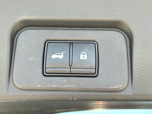 Certified 2024 Nissan Rogue SL w/ SL Premium Package FWD image 54
