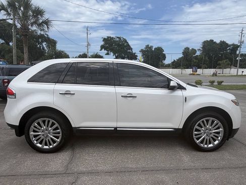 Used 2011 Lincoln MKX 2WD w/ 102A Rapid Spec Order Code image 9