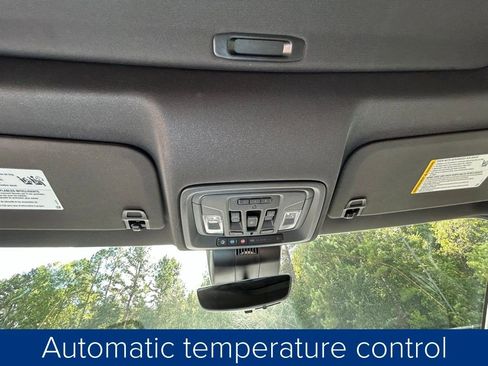 Used 2024 GMC Sierra 1500 AT4 w/ Technology Package image 34