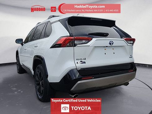 Certified 2024 Toyota RAV4 SE w/ Convenience Package AWD/4WD image 3