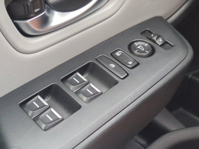 Used 2025 Honda Pilot Touring image 25