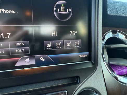 Used 2014 Ford F350 Lariat image 35