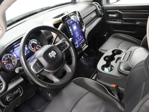 Used 2024 RAM 2500 Laramie image 16