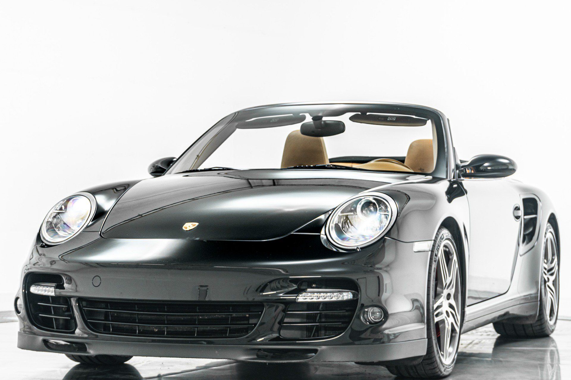Used 2008 Porsche 911 Turbo AWD/4WD image 5