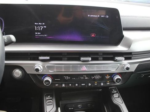 Used 2023 Kia Telluride S AWD/4WD image 4