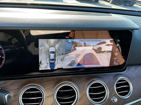 Used 2022 Mercedes-Benz E 350 Sedan image 24