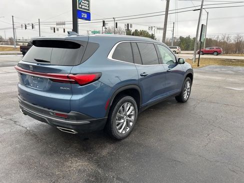 Used 2025 Buick Enclave Preferred image 5