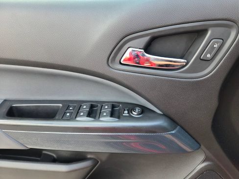 Used 2019 Chevrolet Colorado Z71 RWD image 23