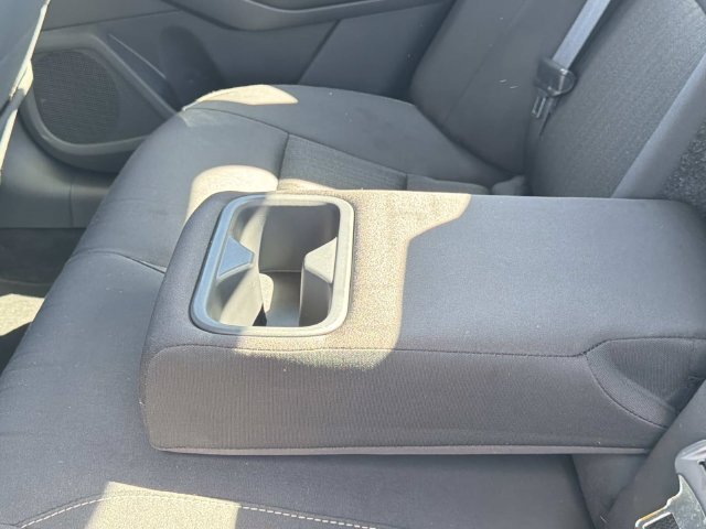 Used 2025 Nissan Altima 2.5 SV FWD image 23