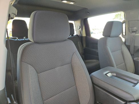 Used 2025 Chevrolet Silverado 1500 Custom w/ Turbomax Blackout Package image 28