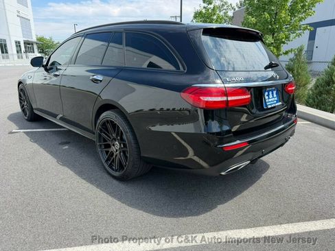 Used 2018 Mercedes-Benz E 400 4MATIC Wagon w/ Premium 2 Package (Q02) image 4