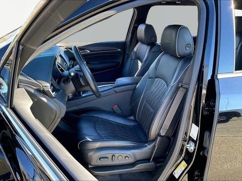 Used 2024 Buick Enclave Avenir w/ Avenir Technology Package image 15
