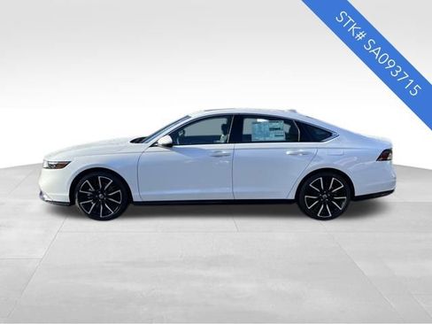 New 2025 Honda Accord Touring image 4