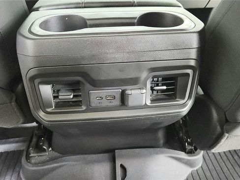 Used 2021 Chevrolet Silverado 1500 LT Trail Boss w/ Convenience Package II image 15