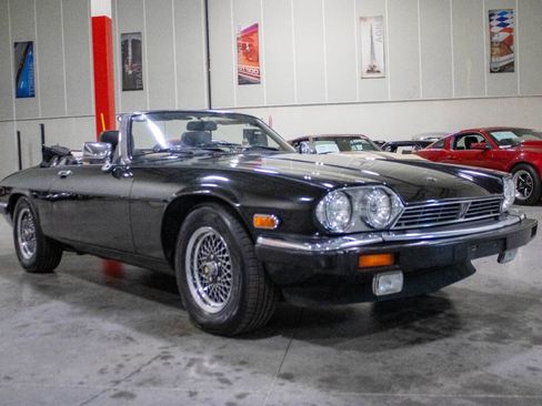 Used 1989 Jaguar XJS V12 Convertible image 8