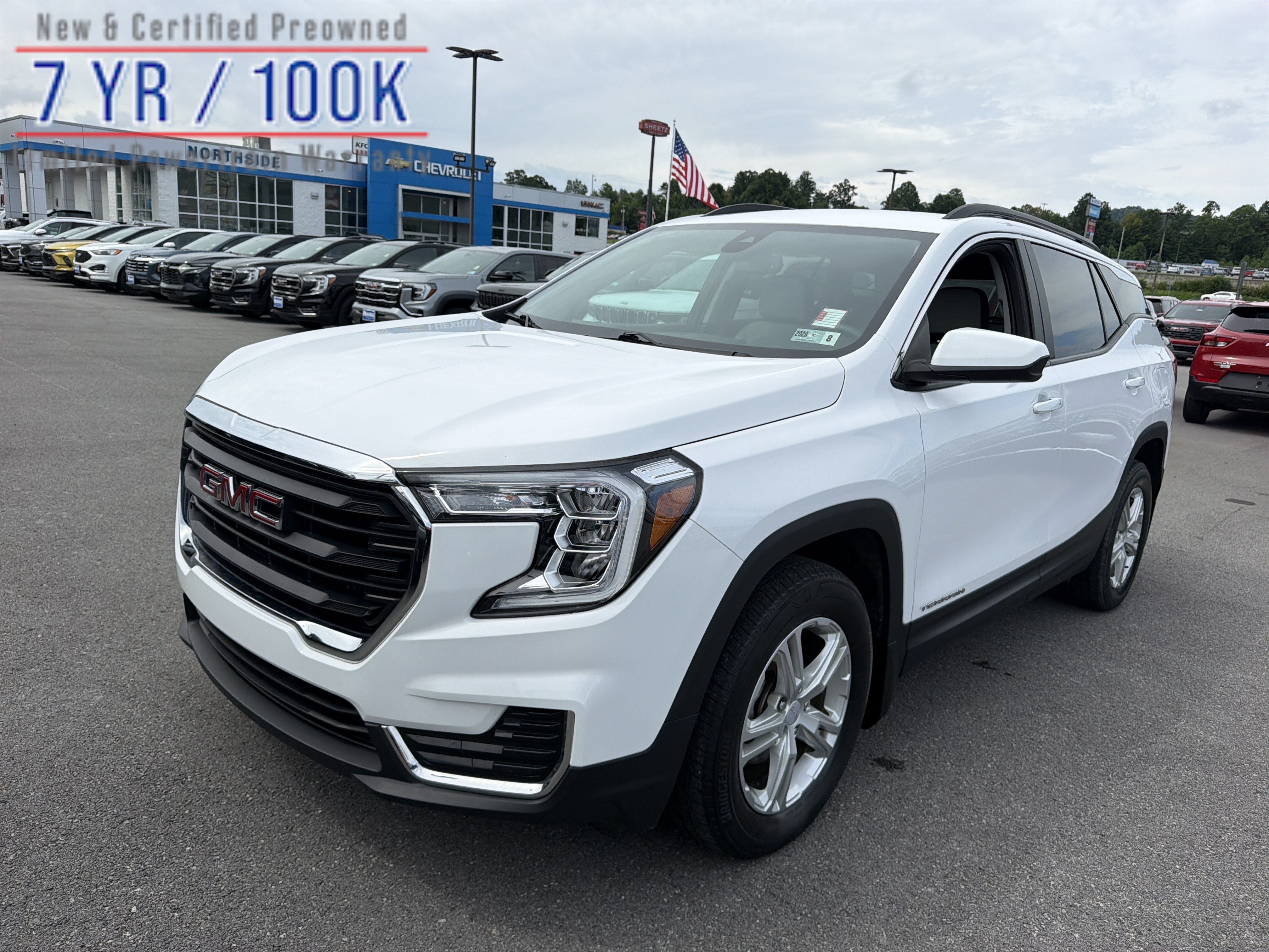 Certified 2024 GMC Terrain SLE w/ Driver Convenience Package AWD/4WD image 1