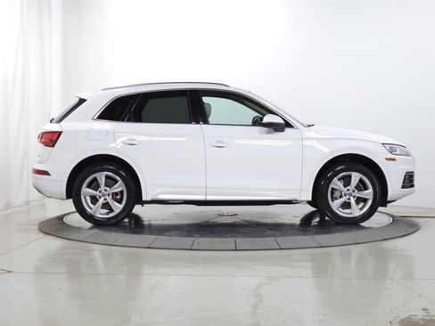 Used 2020 Audi Q5 2.0T Premium w/ Convenience Package AWD/4WD image 10