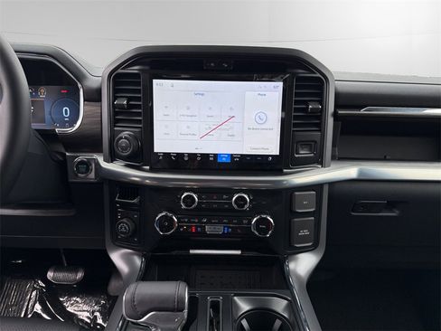 New 2026 Ford F150 Lariat w/ Equipment Group 502A High image 11