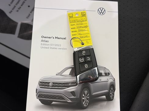 Used 2023 Volkswagen Atlas SE image 36