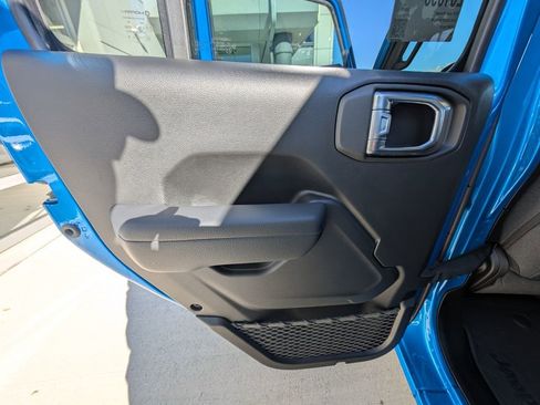 New 2026 Jeep Wrangler Sport S image 37