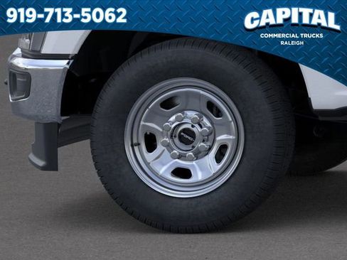 New 2026 Ford F350 XL w/ XL Chrome Package image 19