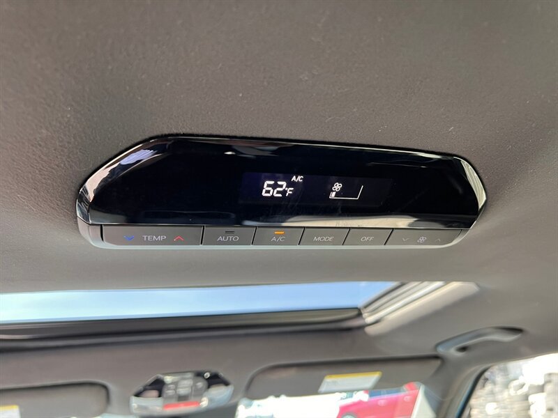 Used 2024 Kia EV9 GT-Line AWD/4WD image 22