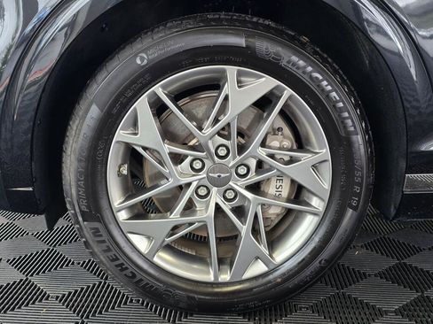 Used 2025 Genesis GV70 2.5T image 11