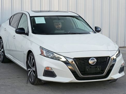Used 2019 Nissan Altima 2.5 SR w/ SR Premium Package image 49