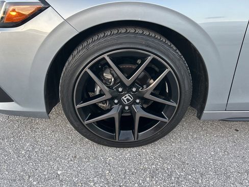 Used 2023 Honda Civic Sport Touring image 6