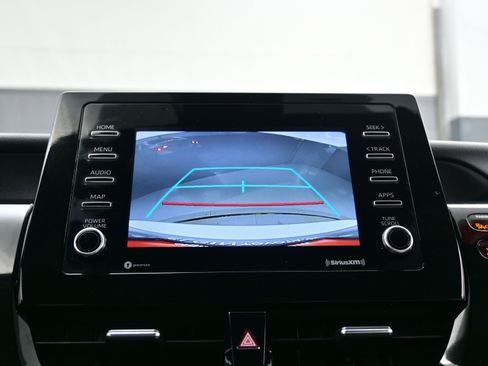 Used 2024 Toyota Camry SE image 18