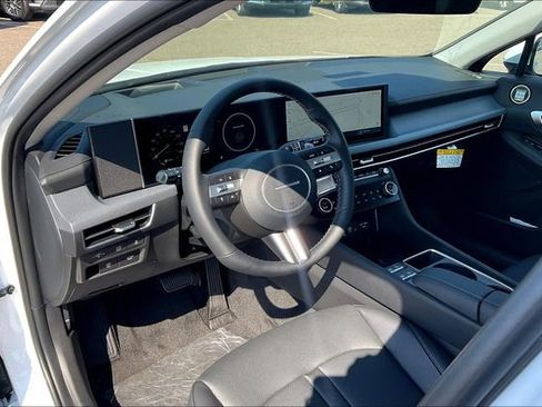 New 2025 Hyundai Sonata Limited image 6