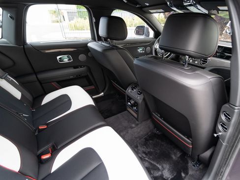 New 2027 Rolls-Royce Ghost Black Badge AWD/4WD image 30