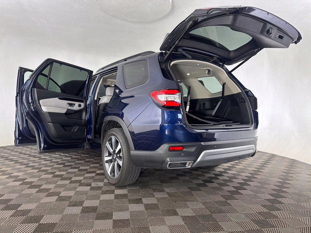 Used 2025 Honda Pilot Touring image 27