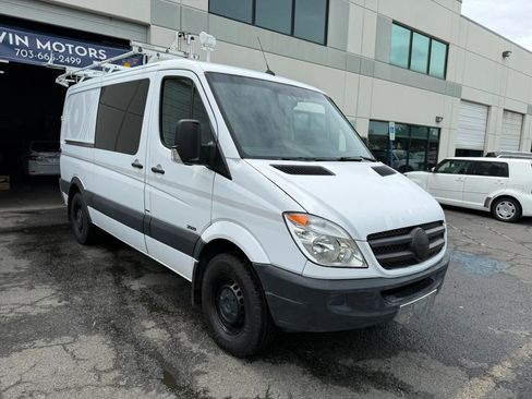 Used 2012 Mercedes-Benz Sprinter 2500 w/ Additional Battery Pkg image 7