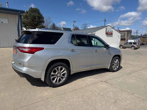 Used 2018 Chevrolet Traverse Premier w/ Driver Confidence II Package image 6
