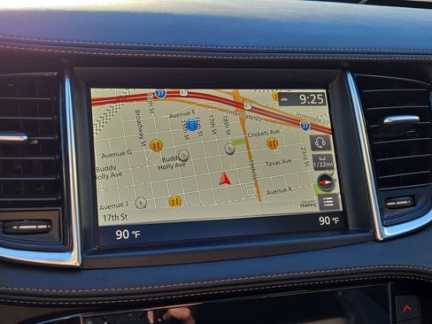 Used 2022 INFINITI QX50 Essential image 19