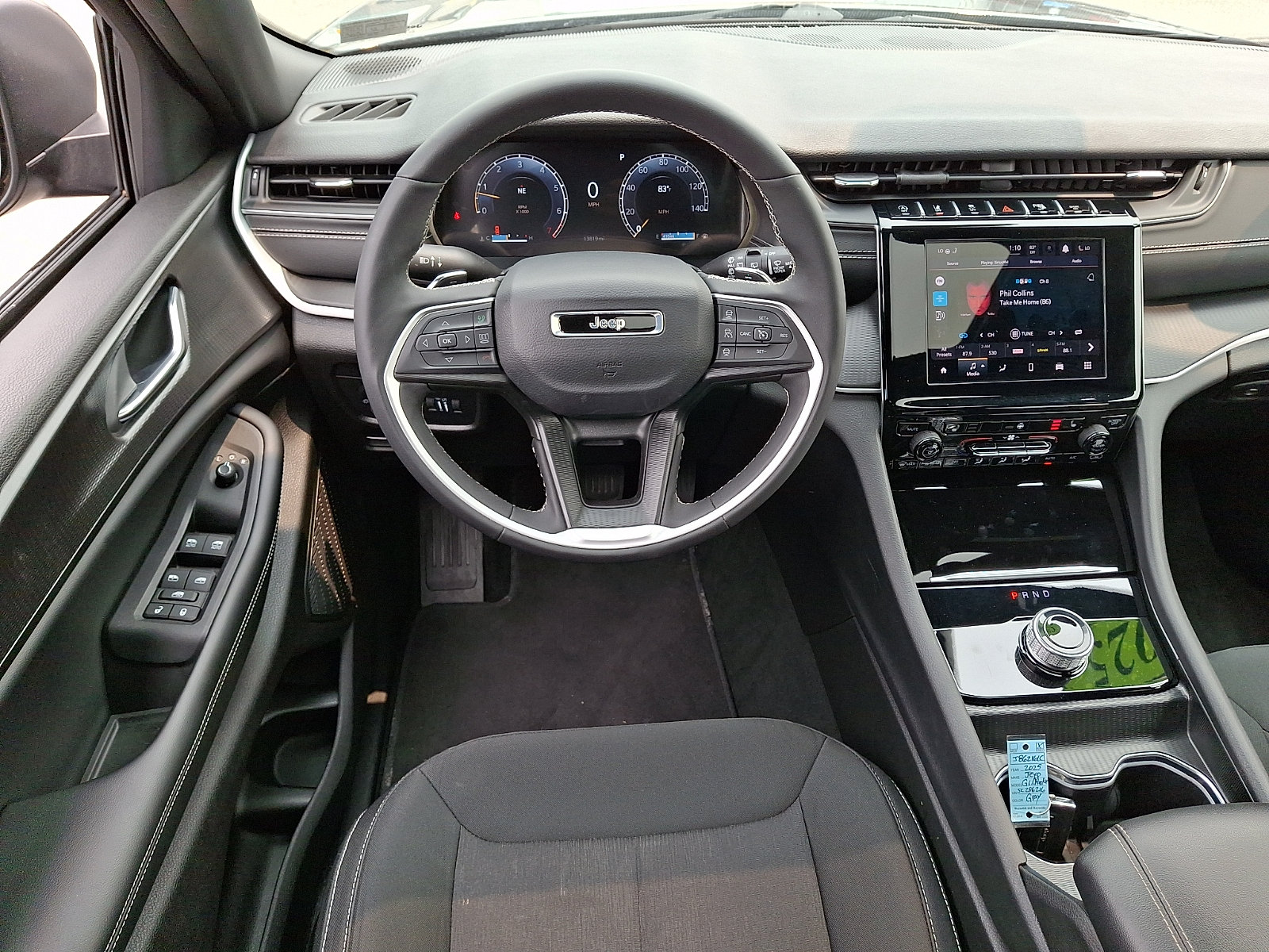 Used 2025 Jeep Grand Cherokee Laredo X w/ Luxury Tech Group I AWD/4WD image 11