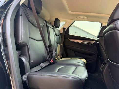 Used 2019 Cadillac XT5 Luxury AWD/4WD image 14