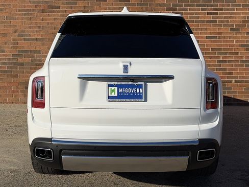 Used 2024 Rolls-Royce Cullinan image 6