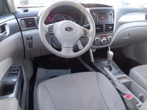 Used 2013 Subaru Forester 2.5X Limited image 8