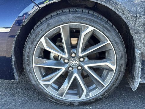 Certified 2022 Toyota Corolla SE w/ SE Premium Package image 9